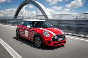 Mini John Cooper Works Challenge Edition 2020 года  (IT)